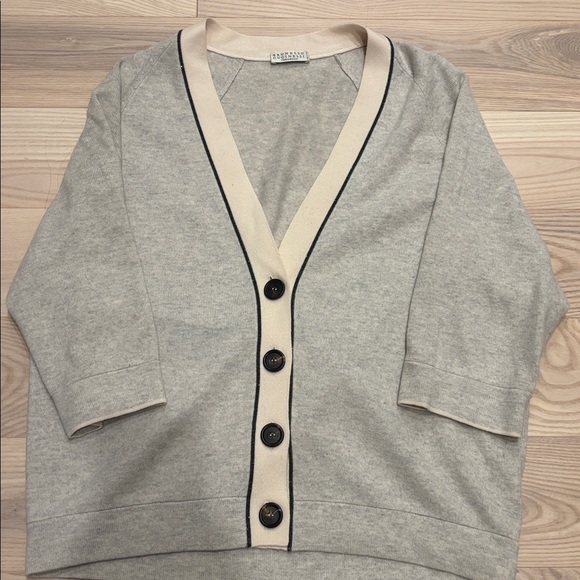 Brunello Cucinelli Sweaters - Brunello Cucinelli Light Gray and Cream Cashmere Top